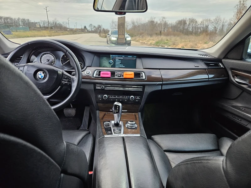 BMW 730, снимка 7 - Автомобили и джипове - 48143357