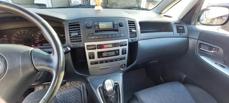 Toyota Corolla verso 1.8 бензин, снимка 2 - Автомобили и джипове - 48435586