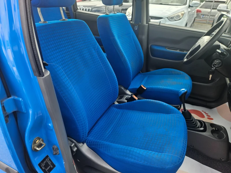 Opel Agila 1.2i 16V, снимка 8 - Автомобили и джипове - 50613348