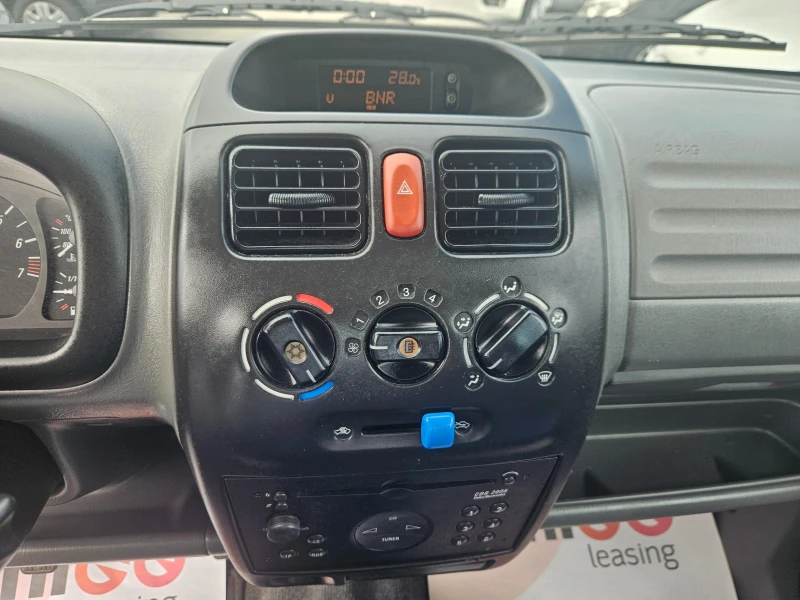 Opel Agila 1.2i 16V, снимка 10 - Автомобили и джипове - 50613348
