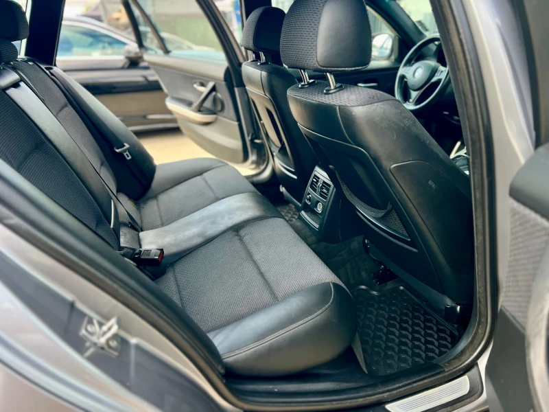 BMW 330 M PAKET / X-DRIVE-4X4 / АВТОМАТИК / ПОДГРЕВ, снимка 17 - Автомобили и джипове - 51053298