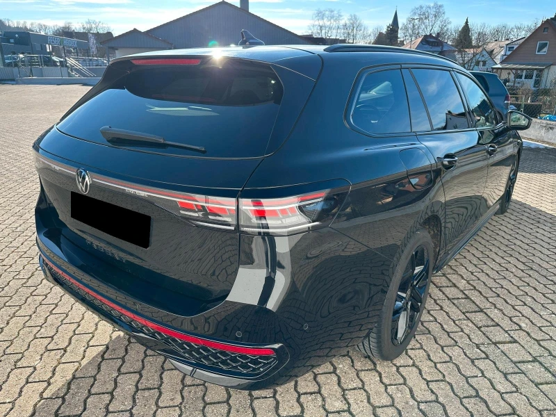 VW Passat 2.0 TDI R-LINE BLACK STYLE MATRIX HEAD UP CAM, снимка 4 - Автомобили и джипове - 52297651