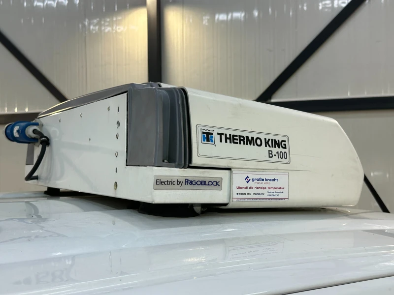 Renault Express * 1.5 DCI* ХЛАДИЛЕН* 33 000 КМ* , снимка 9 - Автомобили и джипове - 52486637