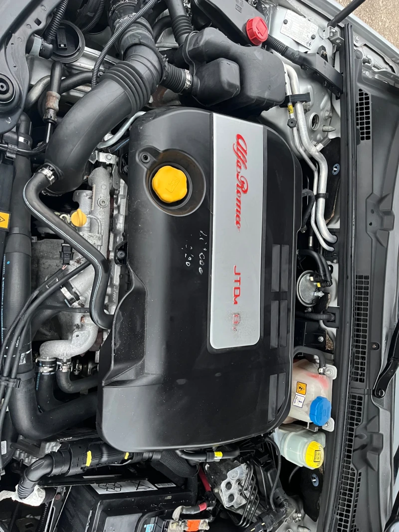 Alfa Romeo 159 sportwagon 1.9jTD-120-ITALIA, снимка 15 - Автомобили и джипове - 52658491