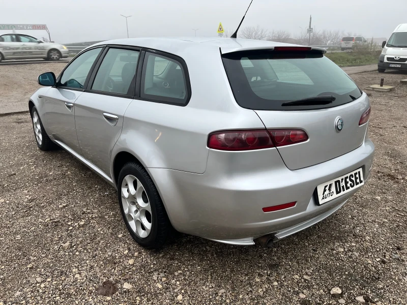Alfa Romeo 159 sportwagon 1.9jTD-120-ITALIA, снимка 11 - Автомобили и джипове - 52658491