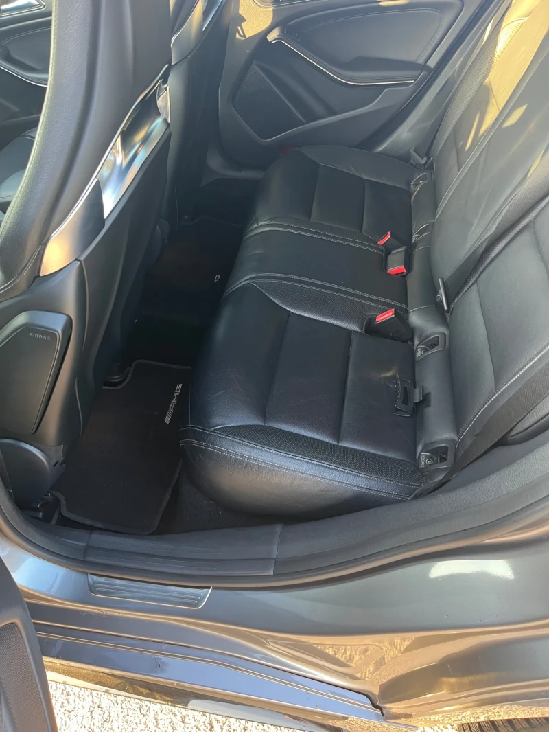 Mercedes-Benz CLA 45 AMG 4.5 AMG 4-Matik, снимка 9 - Автомобили и джипове - 53494387