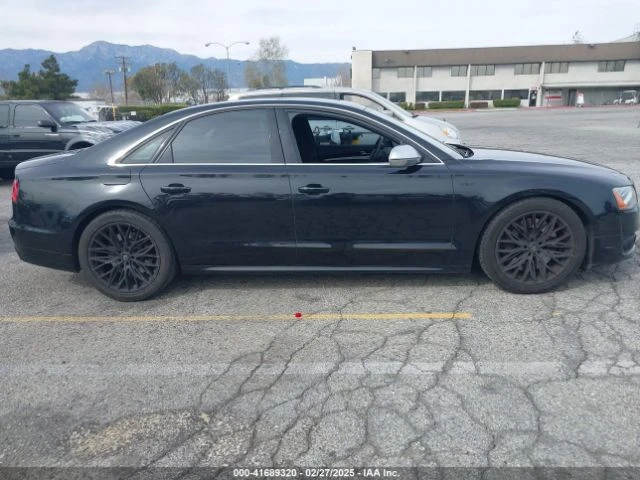 Audi S8 4.0T* CARBON* BANG* OLUFSEN* ДИСТРОНИК* МАСАЖ* КАМ, снимка 6 - Автомобили и джипове - 49315719