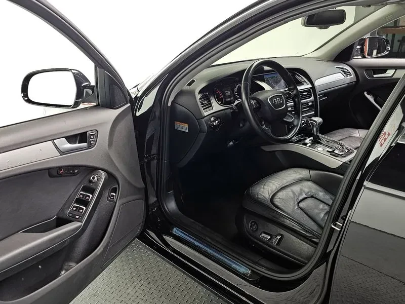 Audi A4 2.0 TDI Quattro, снимка 11 - Автомобили и джипове - 54143609