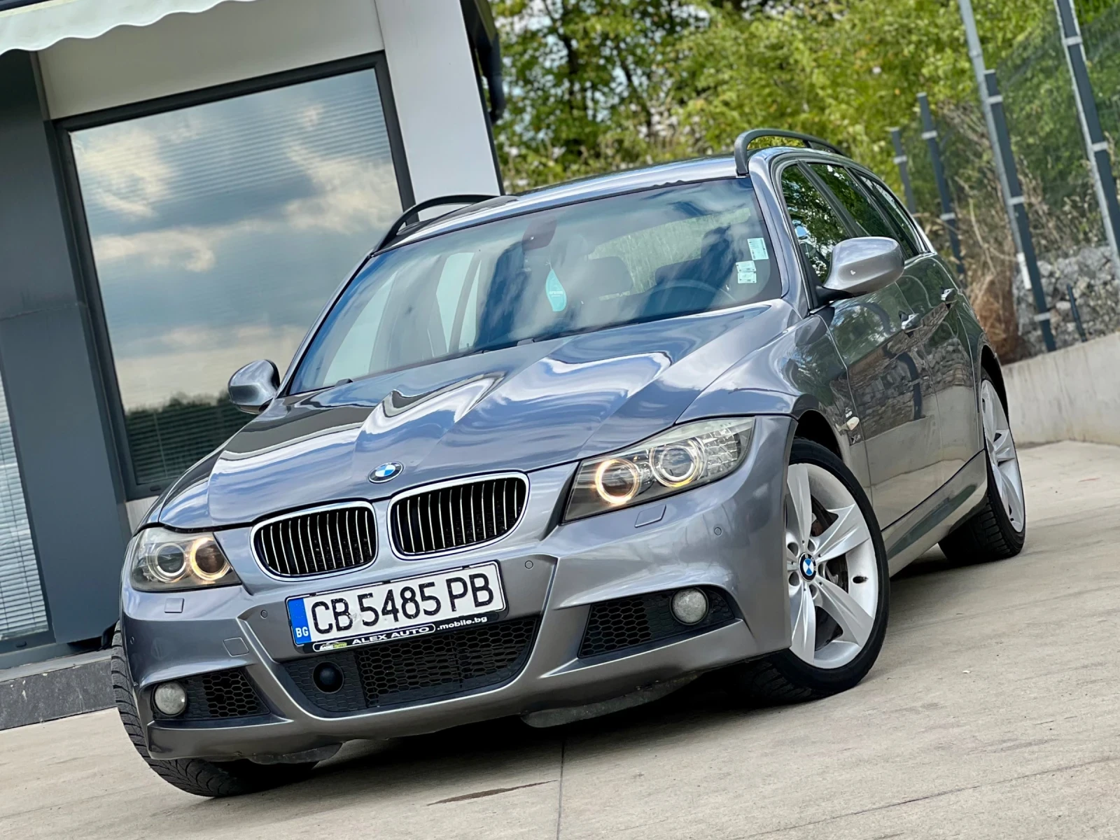 BMW 330 M PAKET / X-DRIVE-4X4 / АВТОМАТИК / ПОДГРЕВ, снимка 1