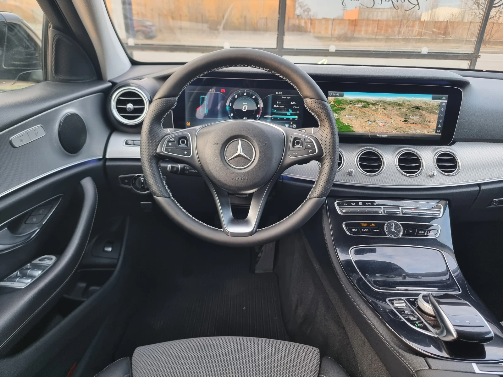 Mercedes-Benz E 220 4matic * BRABUS* 360 * Head UP* Distronik pl | Mobile.bg   15