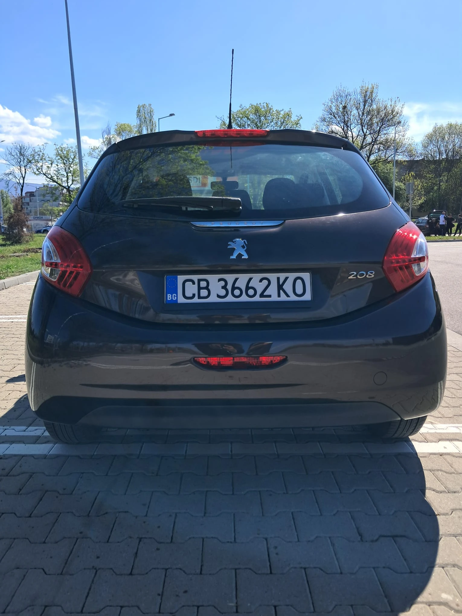 Peugeot 208 1.4 HDI - изображение 7