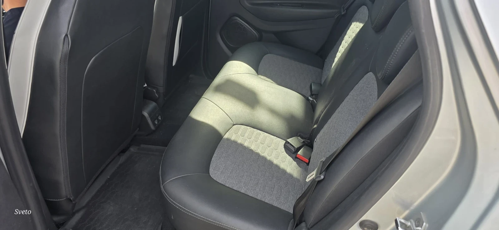 Renault Zoe 52kwh* 400km* 135hp* КОЖА* NAVI* КАМЕРА* 6.2022г - изображение 9