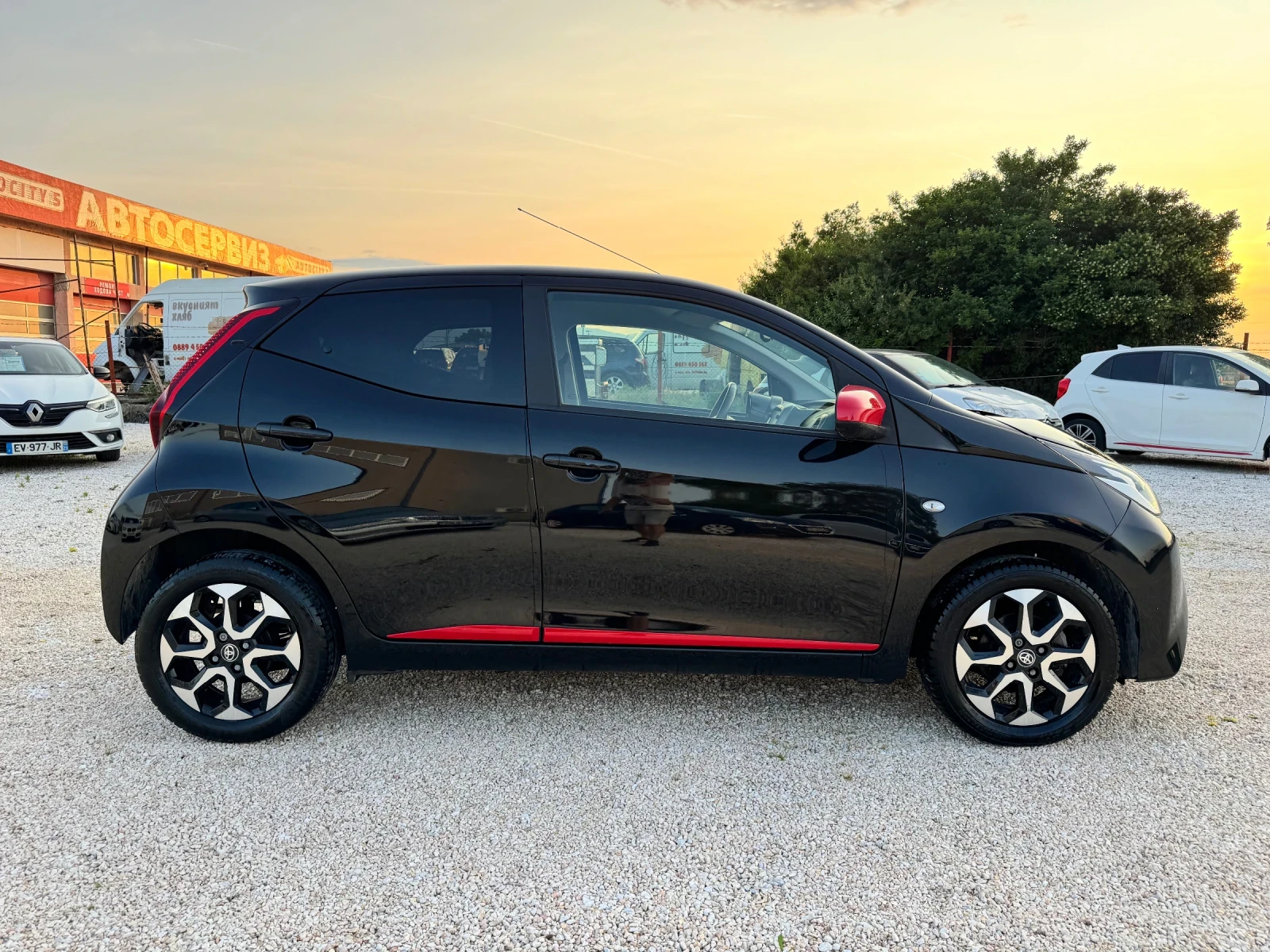Toyota Aygo X-Play 29744км - изображение 6