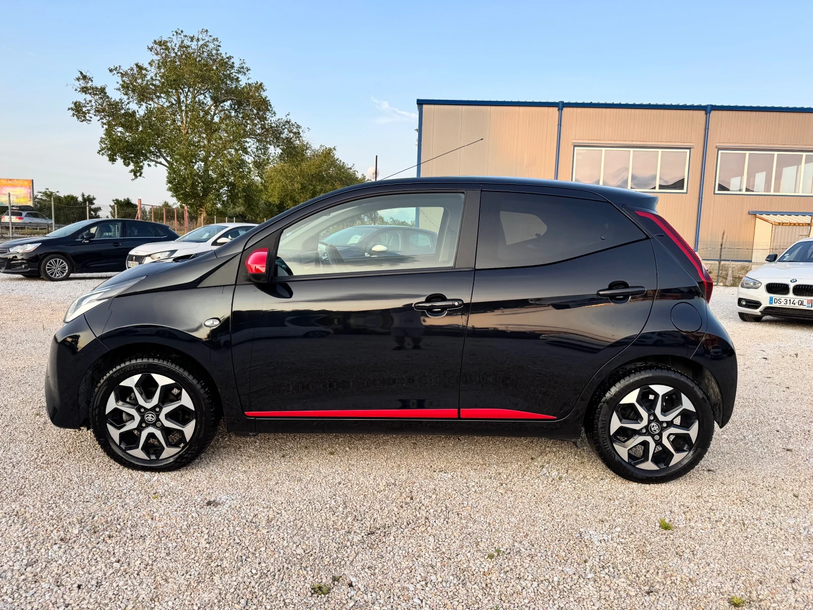 Toyota Aygo X-Play 29744км - изображение 7