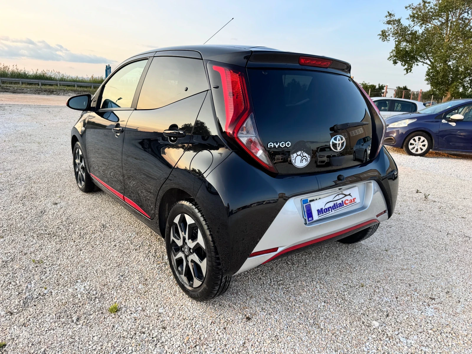 Toyota Aygo X-Play 29744км - изображение 4