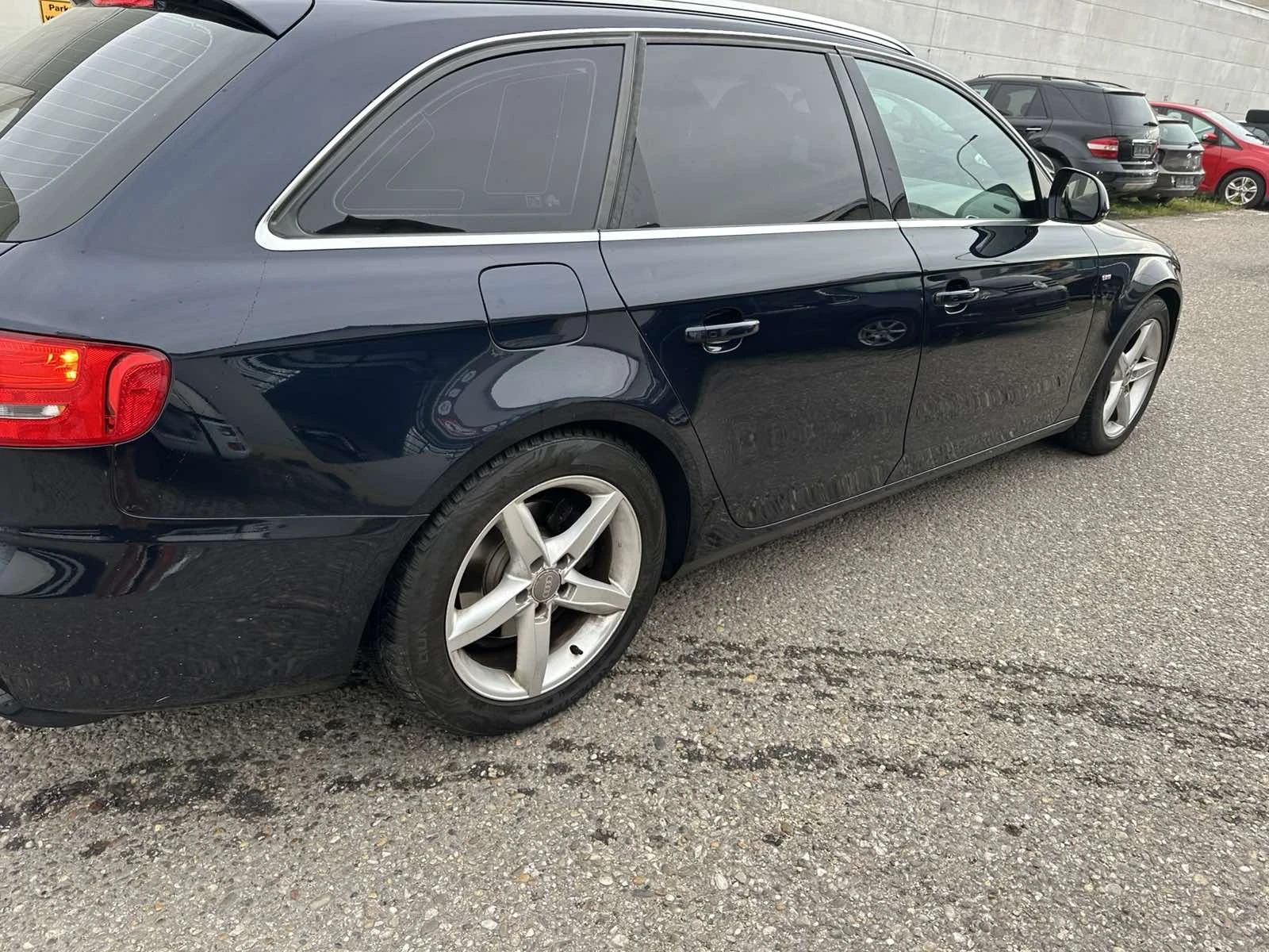 Audi A4 2010+ АВТОМАТ+ 2.0TDI-140кс+ КОЖА+ НАВИ+ S-LAIN - изображение 5