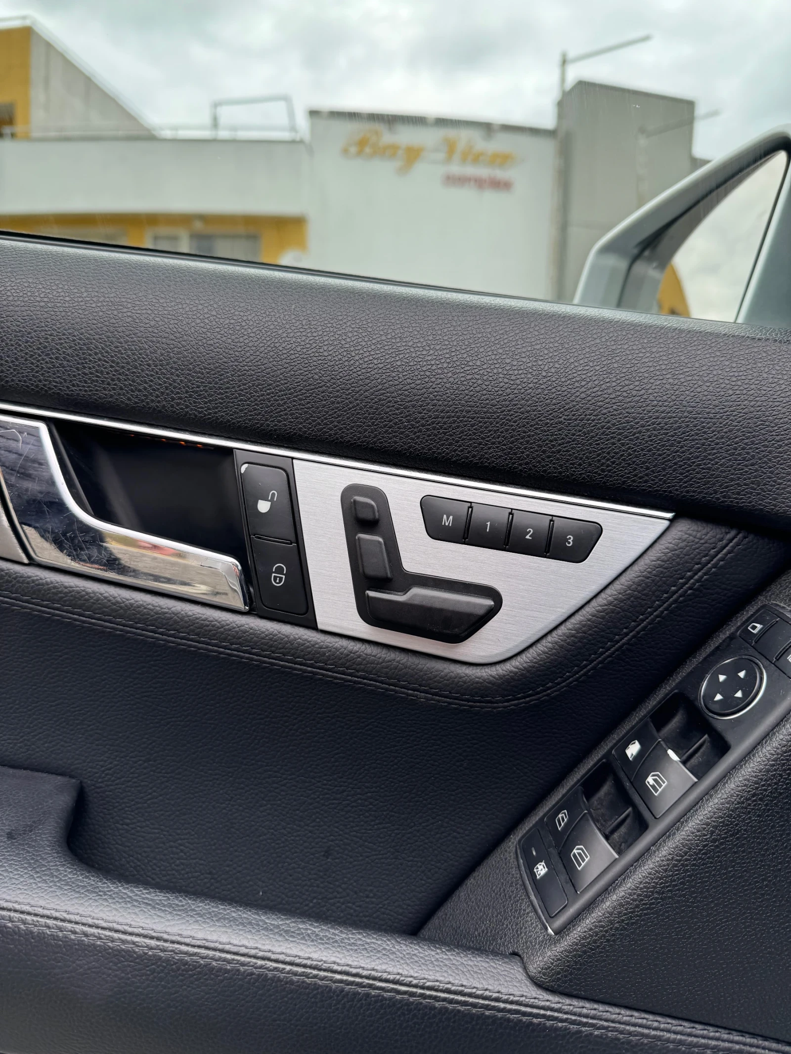 Mercedes-Benz C 320 Mercedes-Benz C 320 4 Matic AMG avangarde | Mobile.bg   12