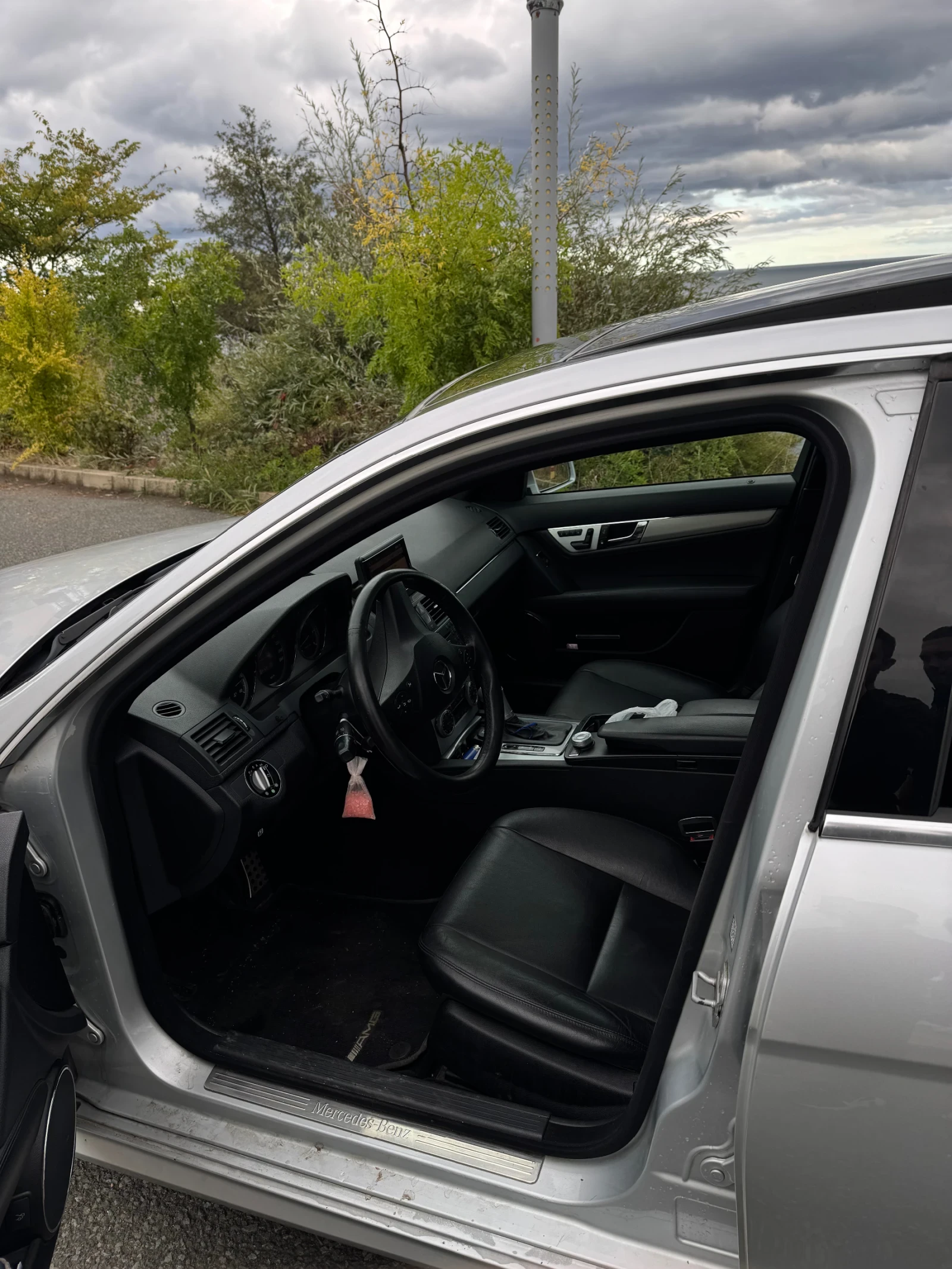 Mercedes-Benz C 320 Mercedes-Benz C 320 4 Matic AMG avangarde - изображение 7