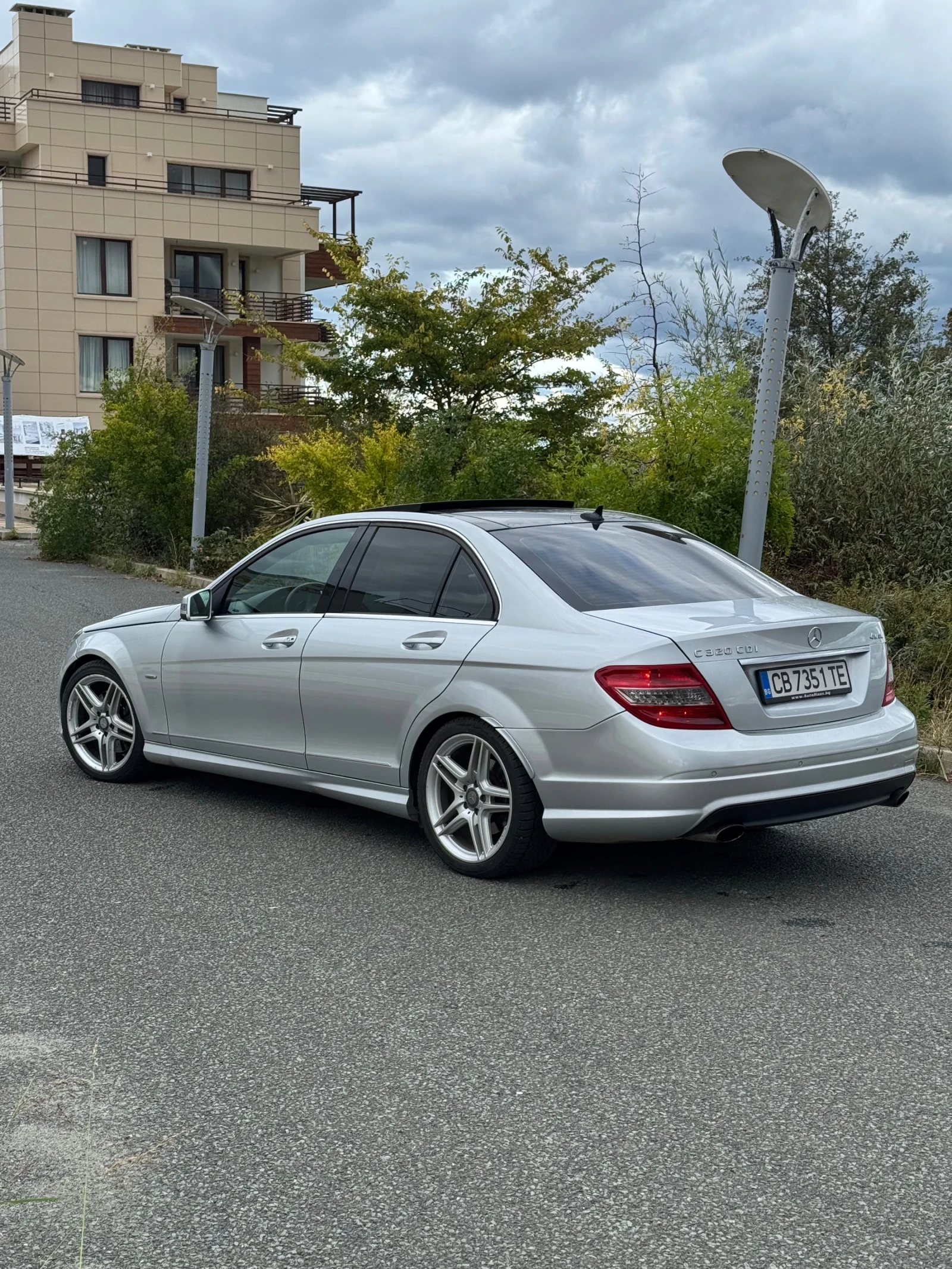 Mercedes-Benz C 320 Mercedes-Benz C 320 4 Matic AMG avangarde - изображение 4