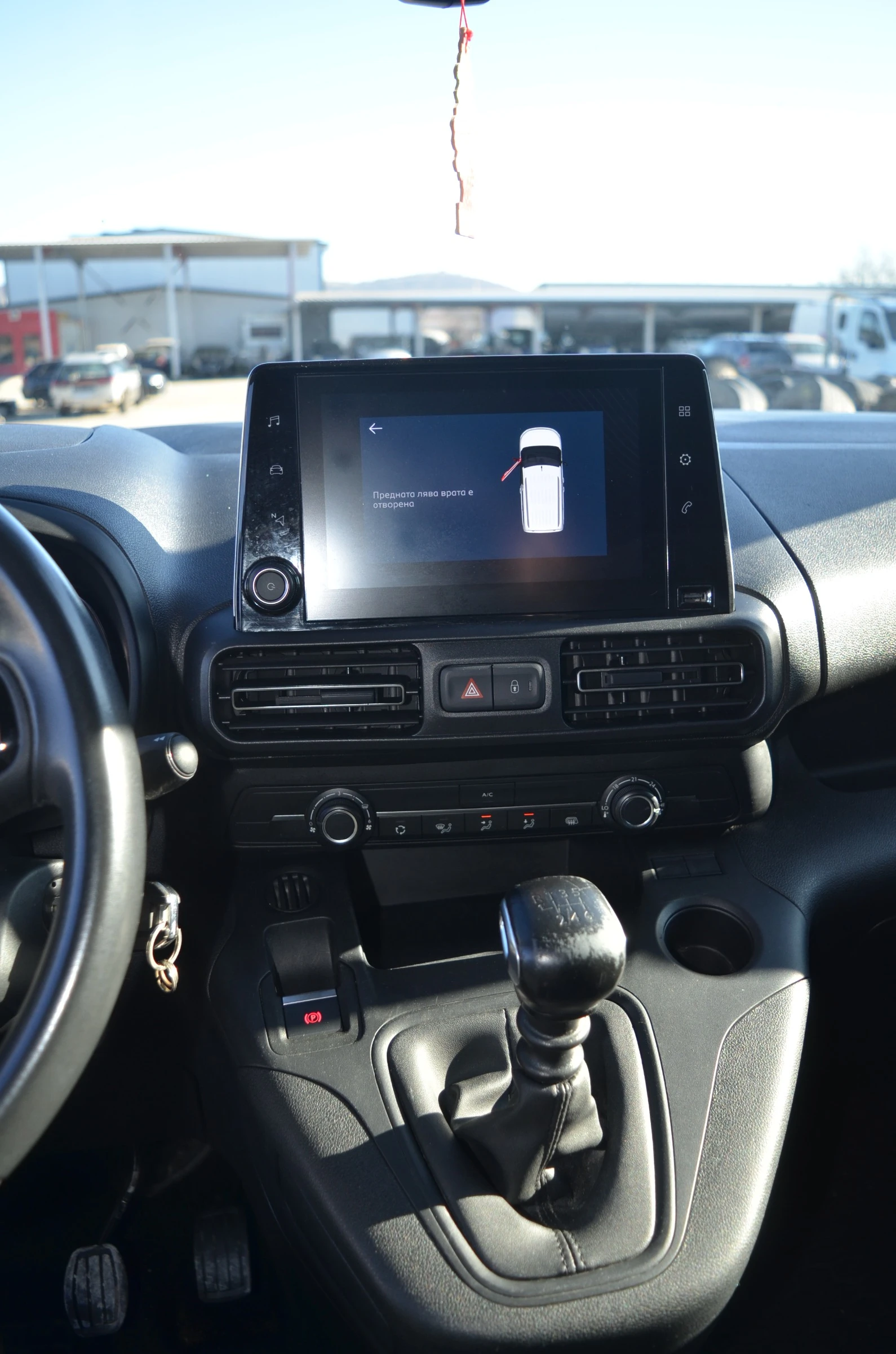 Fiat Doblo 1.5 - изображение 7