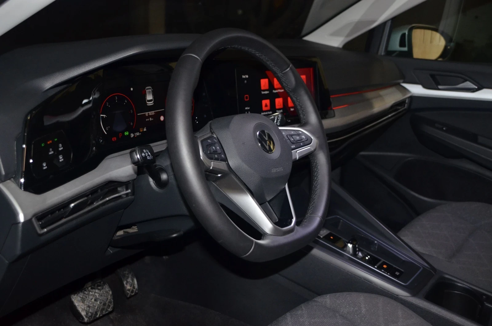 VW Golf Variant 2.0TDI * life* * DSG*  | Mobile.bg � ����������� 12