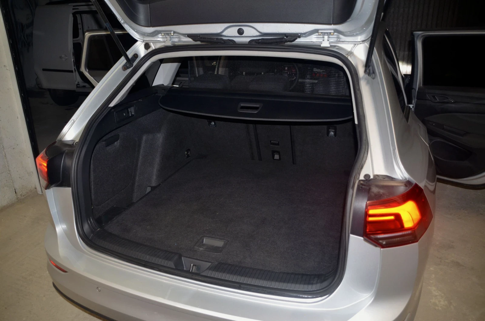 VW Golf Variant 2.0TDI * life* * DSG*  - изображение 9