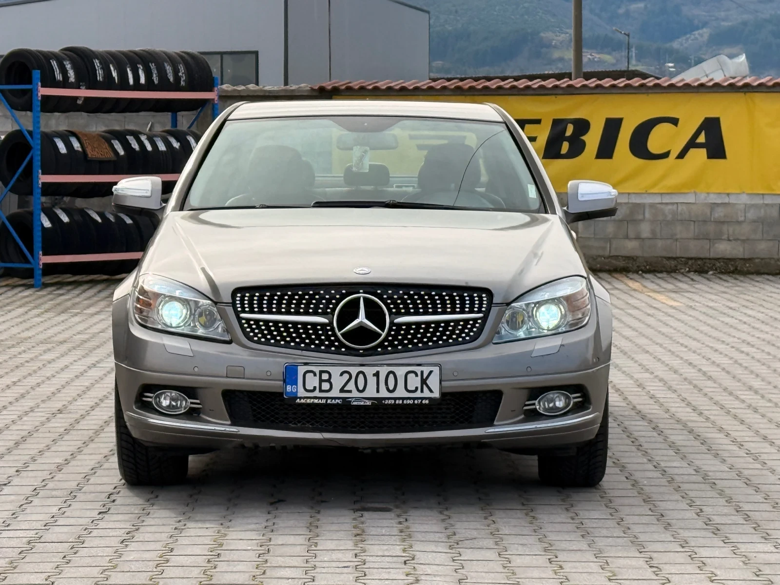 Mercedes-Benz C 220 Алкантара | Регистрирана | 646 | Ръчка - изображение 3