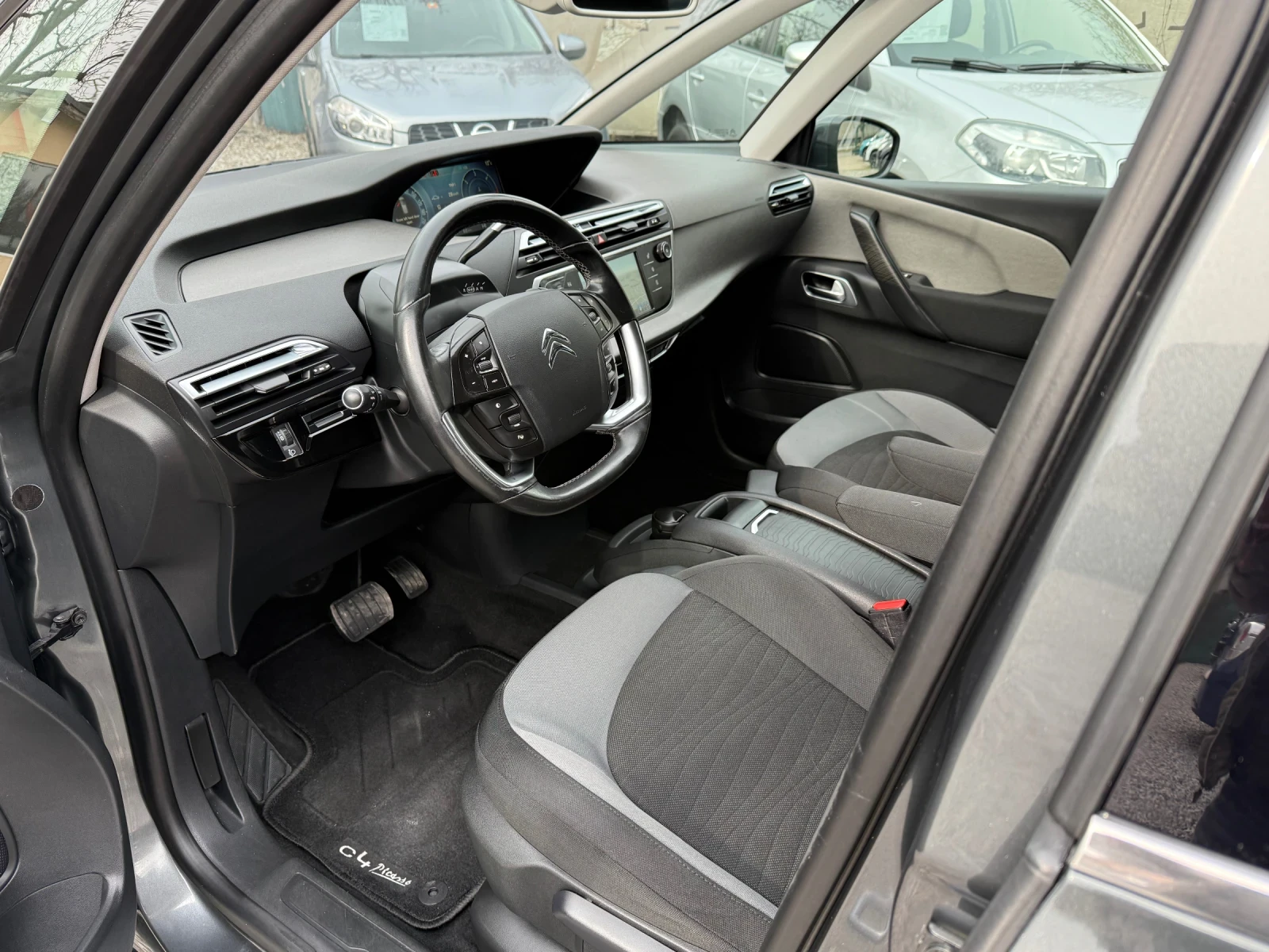 Citroen C4 Picasso 1.6HDI Exclusive - АВТОМАТИК - EURO5b - С ГАРАНЦИЯ - изображение 7