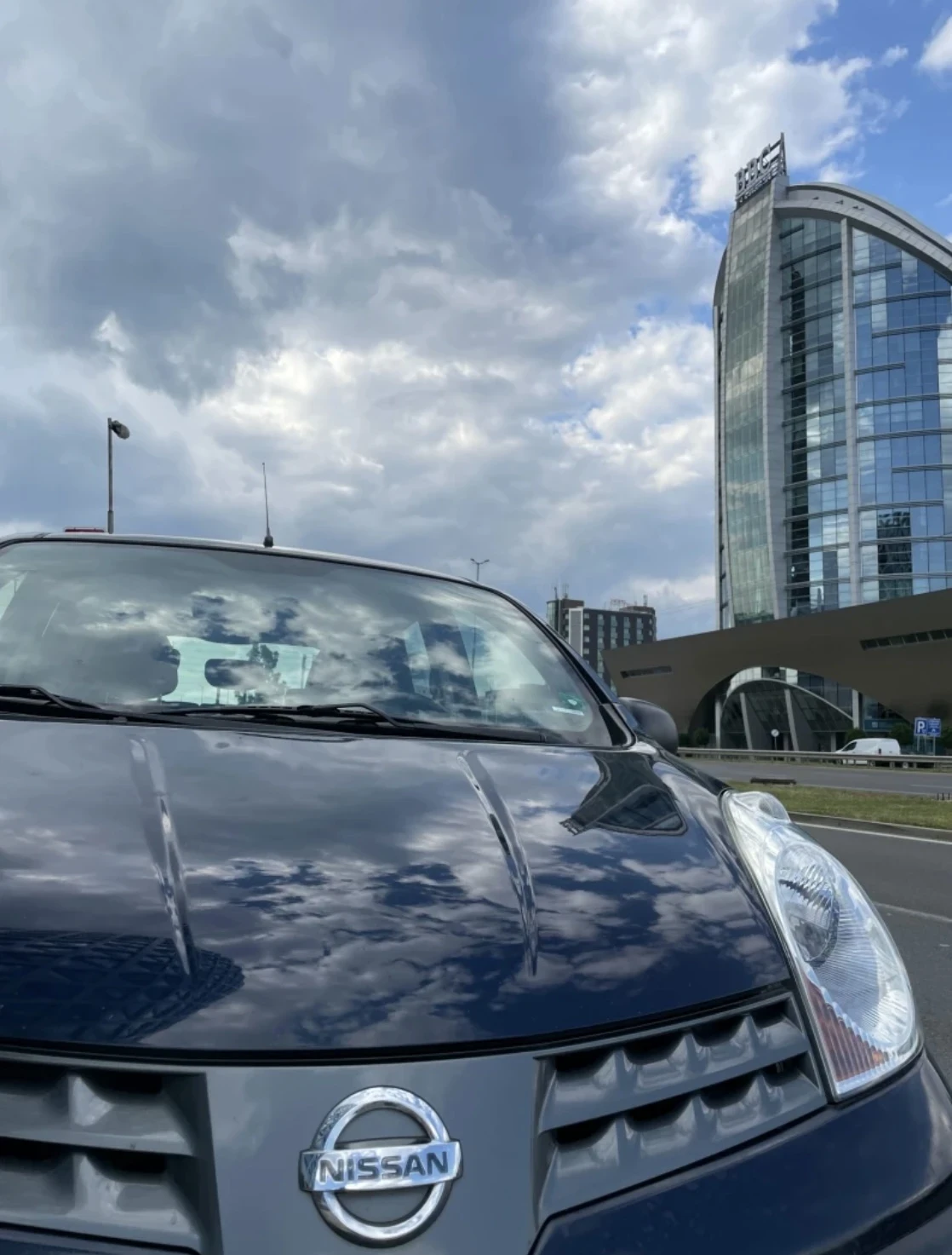 Nissan Note ОТЛИЧНА/////ГАЗОВ ИНЖЕКЦИОН-висок клас, снимка 2 - Автомобили и джипове - 53801601