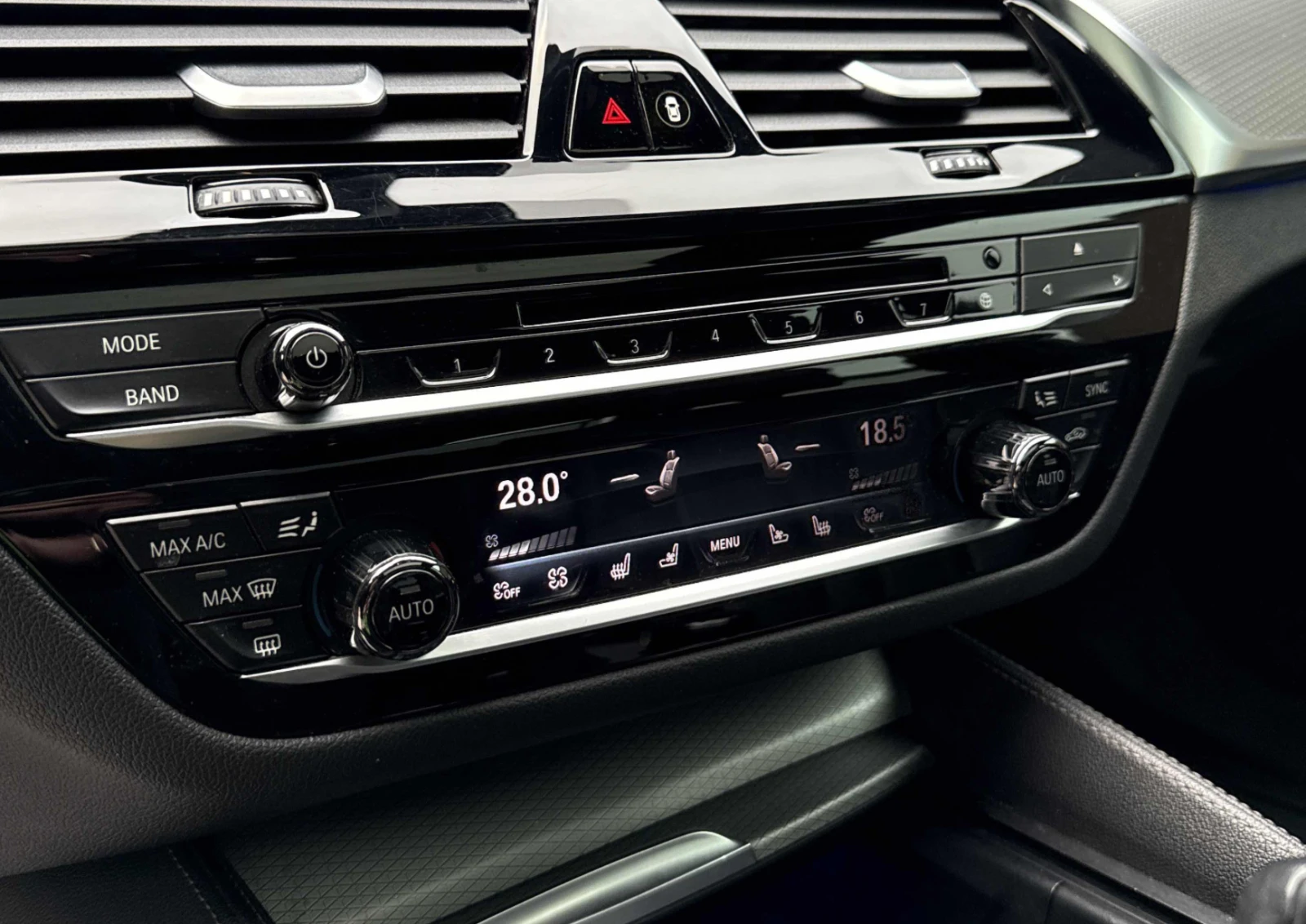 BMW 530 XDRive - 360| SUNROOF| CAMERA| HEATED SEATS| MASAG | Mobile.bg � ����������� 10