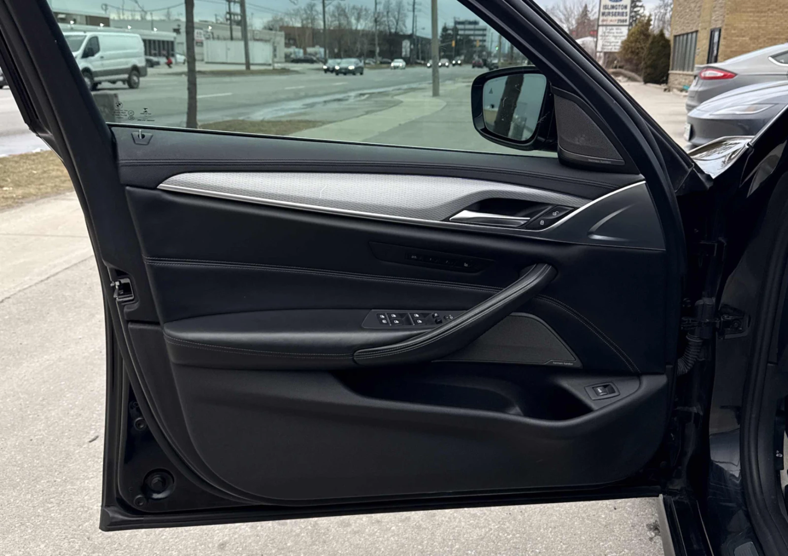 BMW 530 XDRive - 360| SUNROOF| CAMERA| HEATED SEATS| MASAG | Mobile.bg � ����������� 9