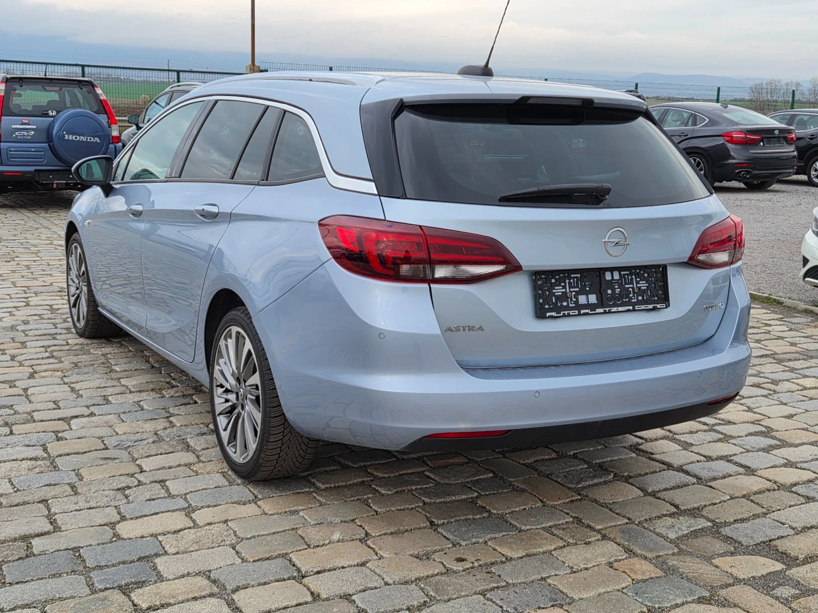 Opel Astra 1.4i 125кс EURO 6B НОВИ ГУМИ , снимка 8 - Автомобили и джипове - 54033737