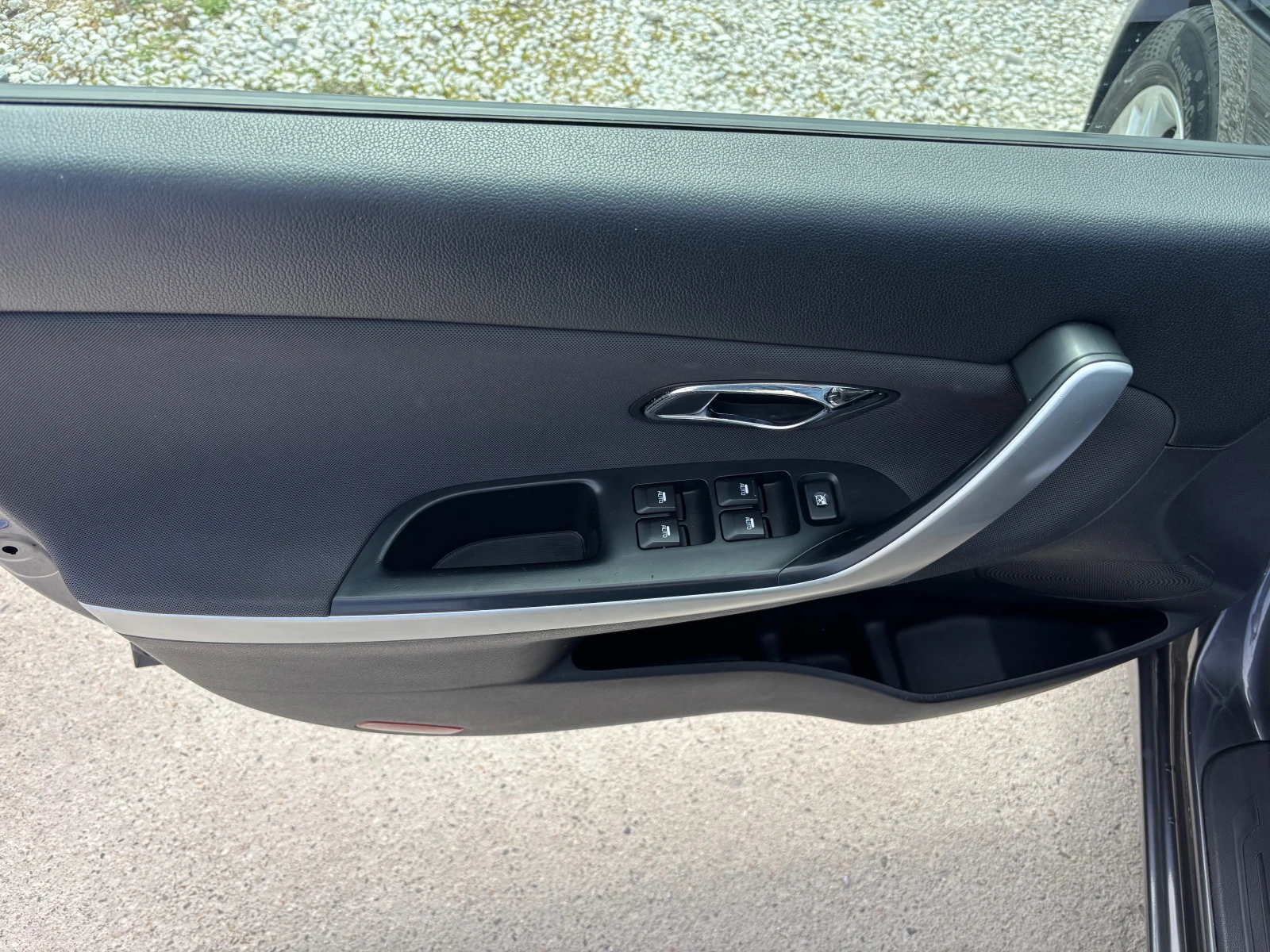 Kia Ceed 1.4i/6скорости, снимка 9 - Автомобили и джипове - 54042359