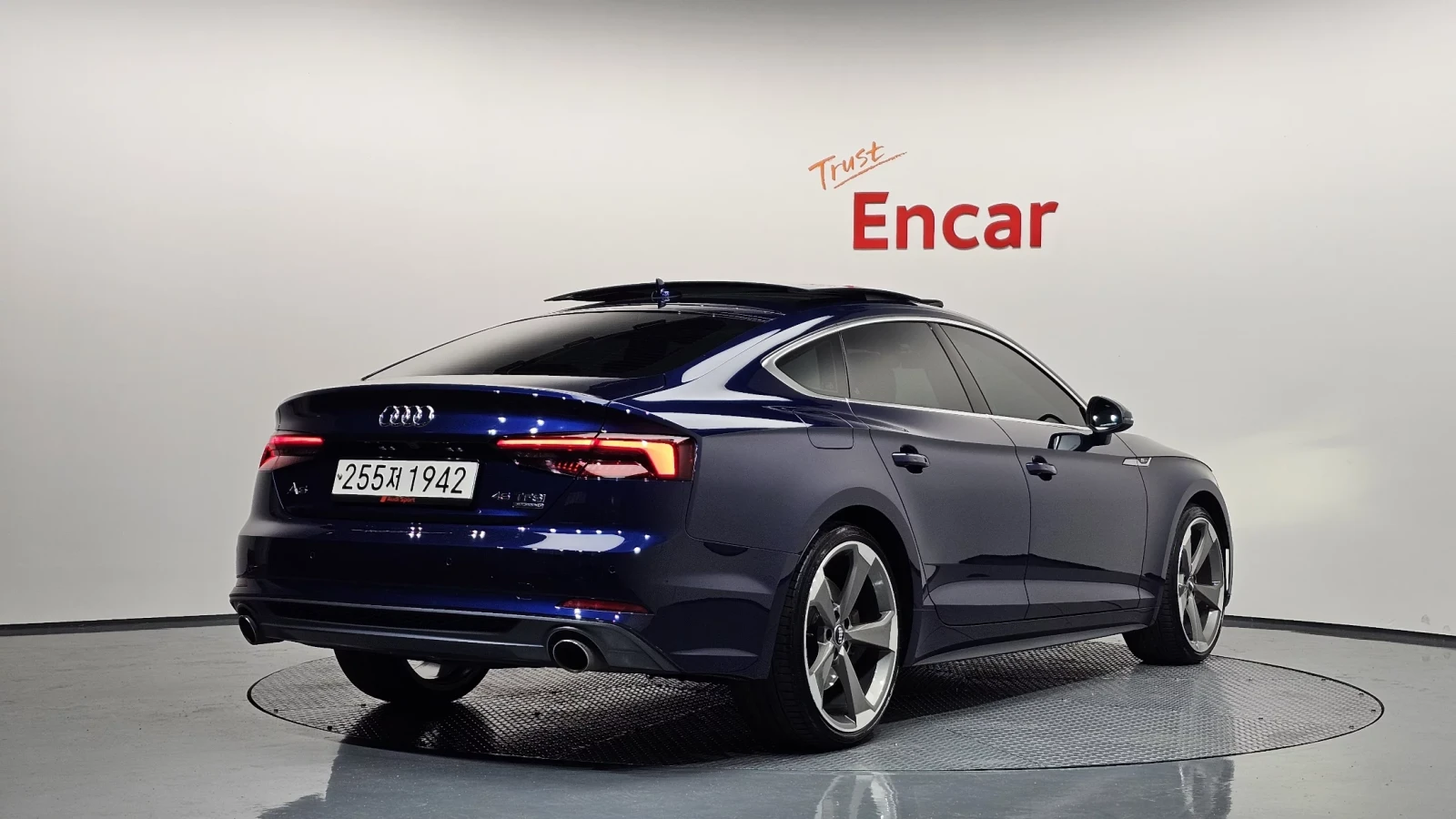 Audi A5 45 TFSI Quattro Premium, снимка 2 - Автомобили и джипове - 54775889