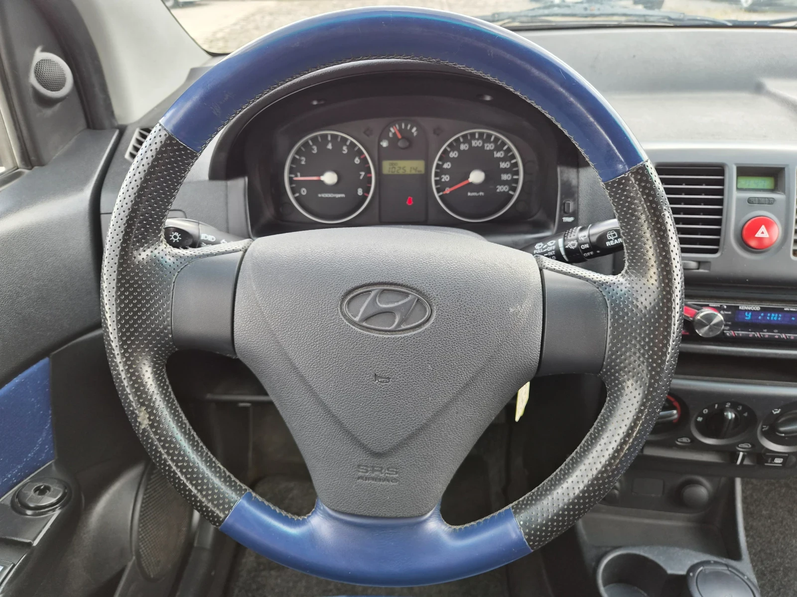 Hyundai Getz 1.1i КЛИМАТИК 102000 КМ. ЕВРО 4, снимка 13 - Автомобили и джипове - 54946927