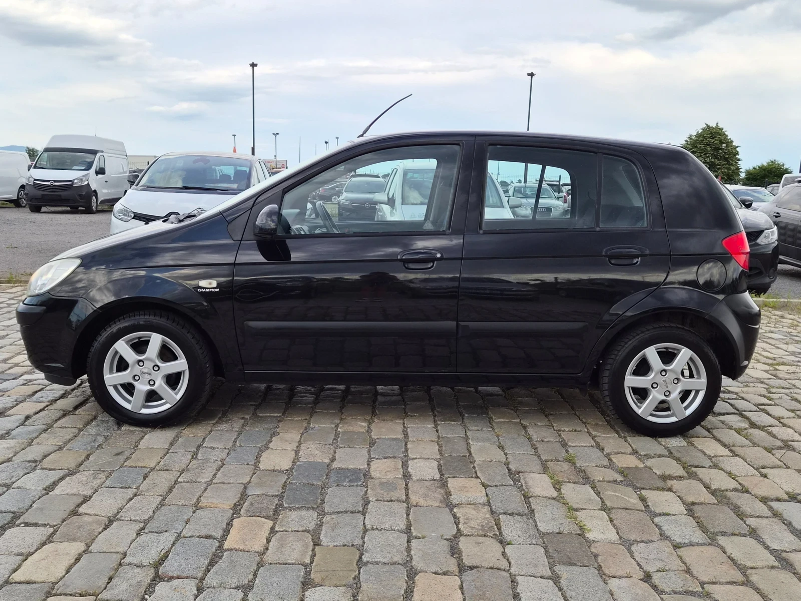 Hyundai Getz 1.1i КЛИМАТИК 102000 КМ. ЕВРО 4, снимка 4 - Автомобили и джипове - 54946927