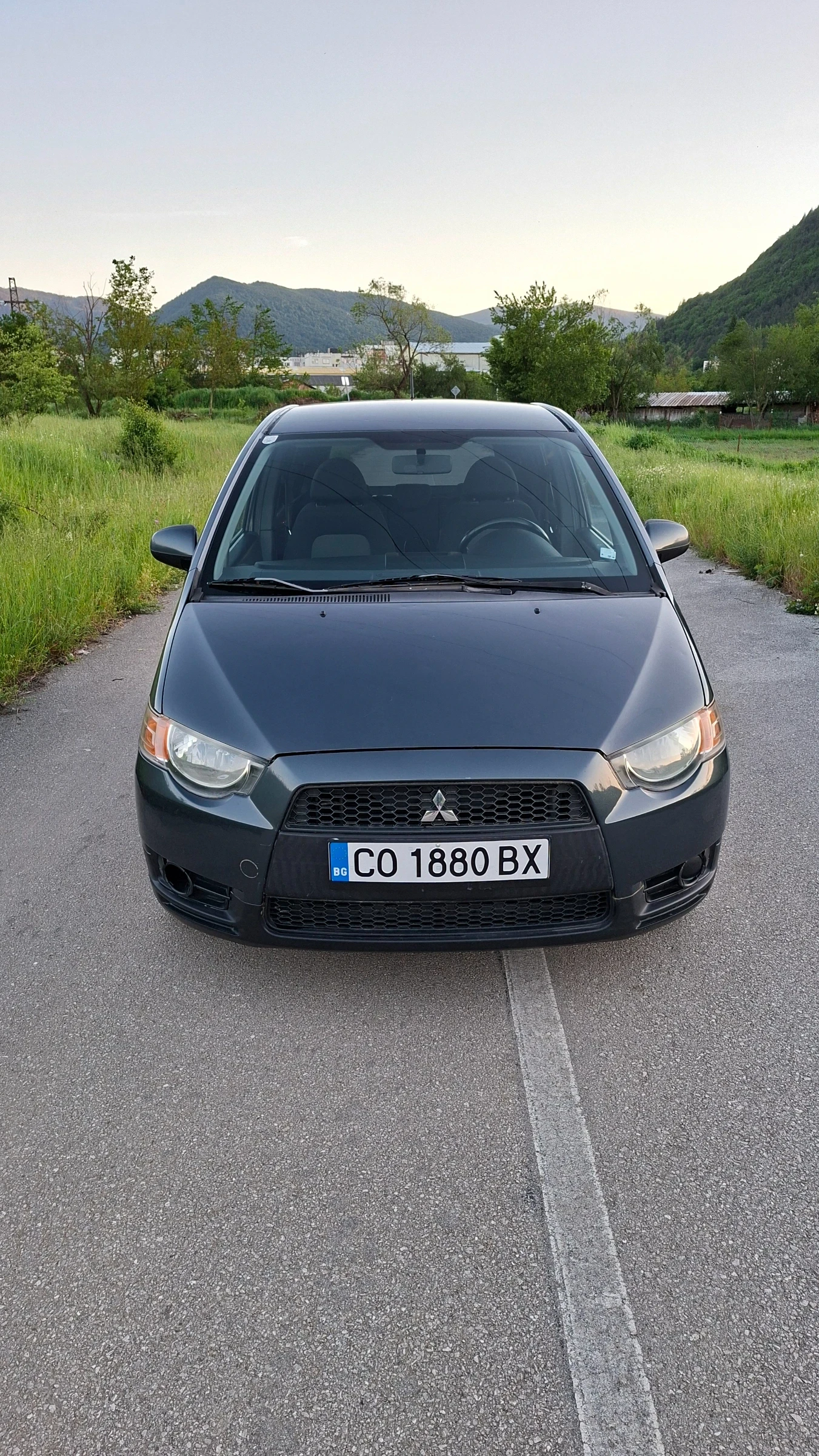 Mitsubishi Colt 1.3 , снимка 4 - Автомобили и джипове - 55042073