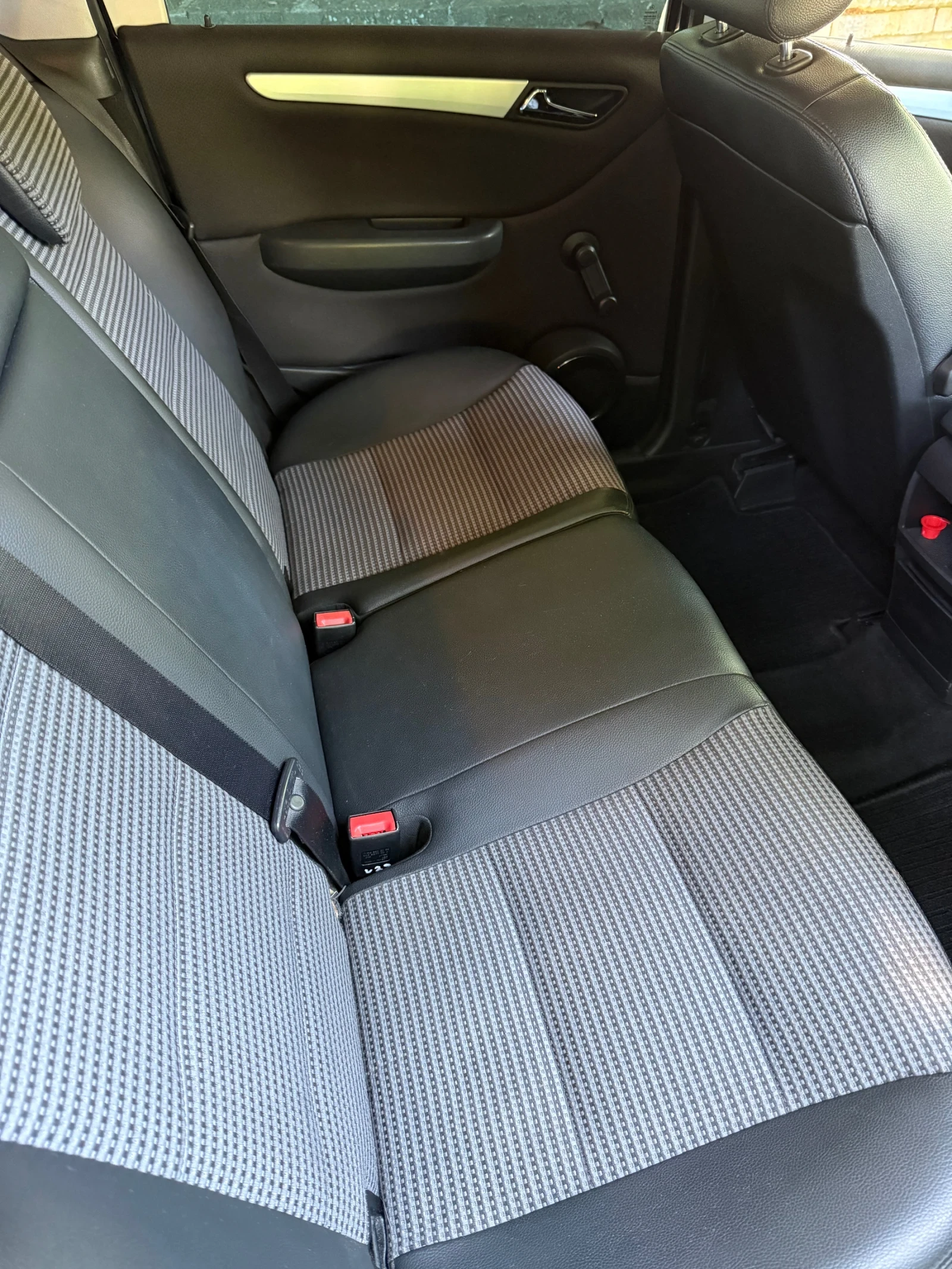 Mercedes-Benz B 170, снимка 6 - Автомобили и джипове - 55424951