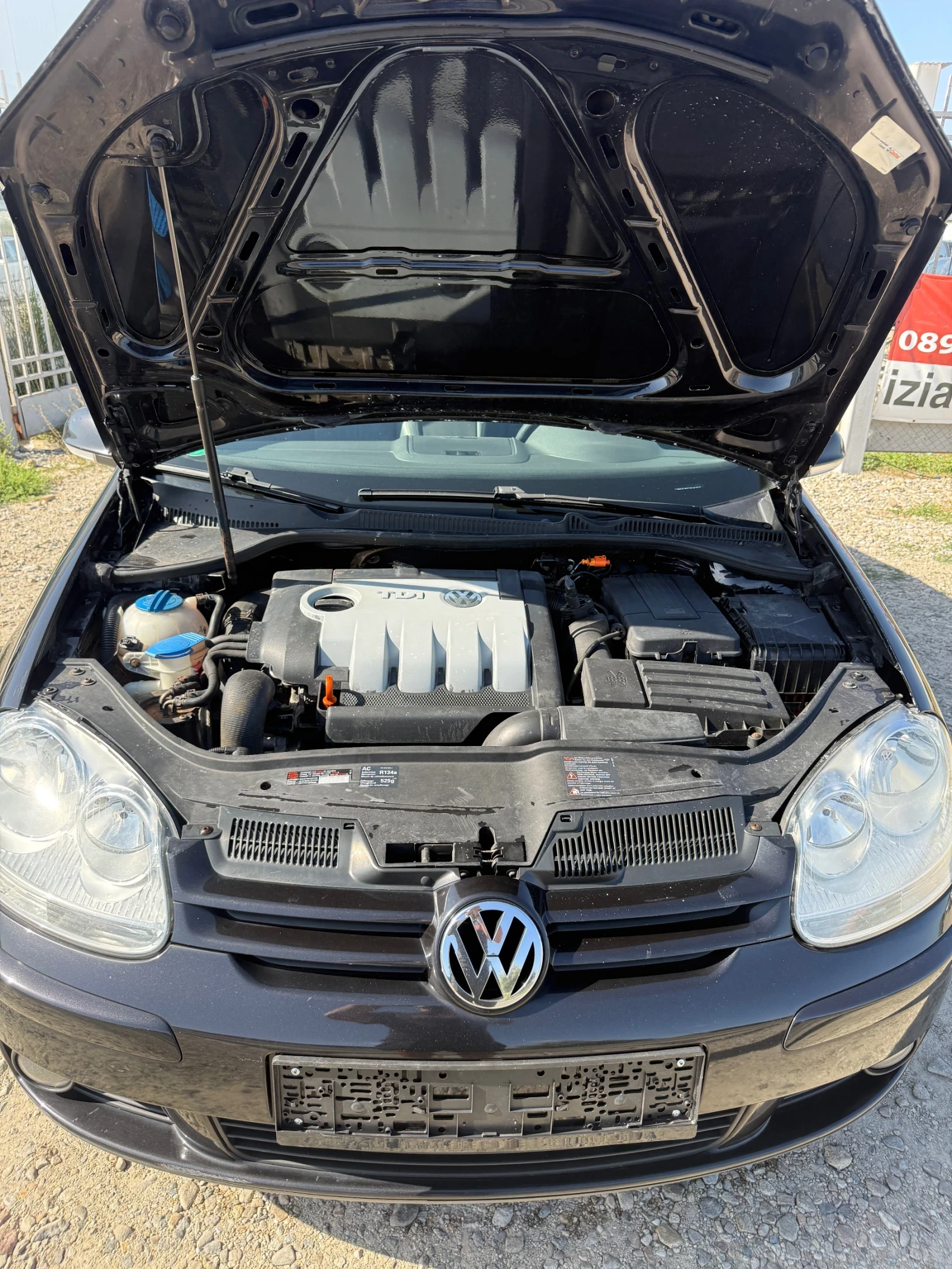 VW Golf 1.9TDI* Navi* Кожа* 6ск.* ЛИЗИНГ, снимка 15 - Автомобили и джипове - 55644134