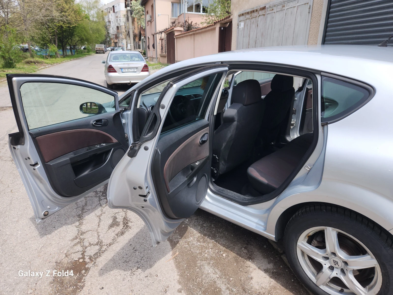 Seat Leon, снимка 9 - Автомобили и джипове - 56074322
