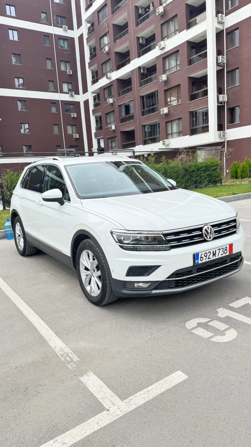 VW Tiguan 2.0 TDI, снимка 3 - Автомобили и джипове - 49506576