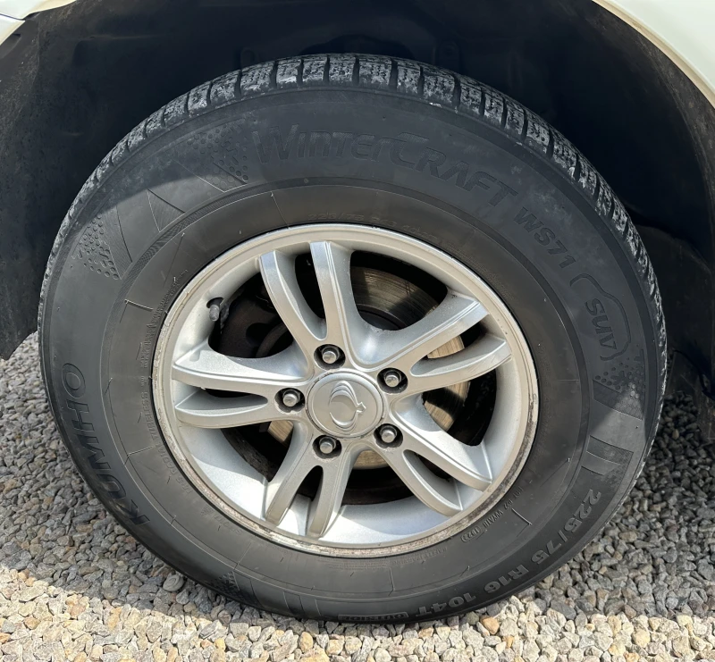 SsangYong Actyon Sports 2.0d 155к.с./4X4/ТЕГЛИЧ  , снимка 7 - Автомобили и джипове - 50990391