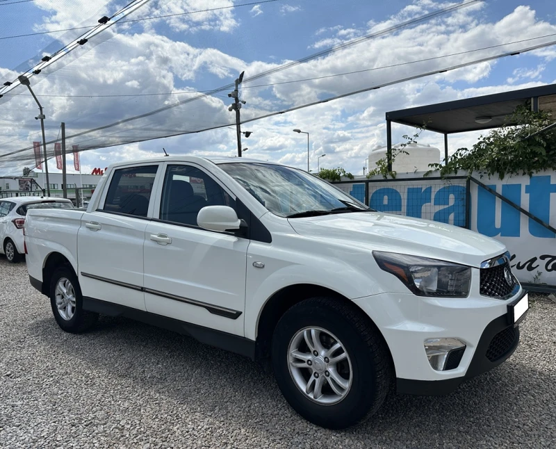SsangYong Actyon Sports 2.0d 155к.с./4X4/ТЕГЛИЧ  , снимка 3 - Автомобили и джипове - 50990391