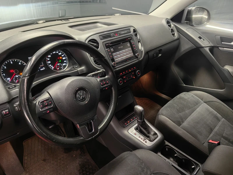 VW Tiguan N1* FACE* 4x4* ПОДГРЕВ* НАВИ* PARK ASSIST, снимка 5 - Автомобили и джипове - 52575455