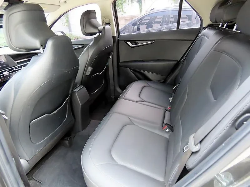 Kia Niro Trendy, снимка 6 - Автомобили и джипове - 56128291