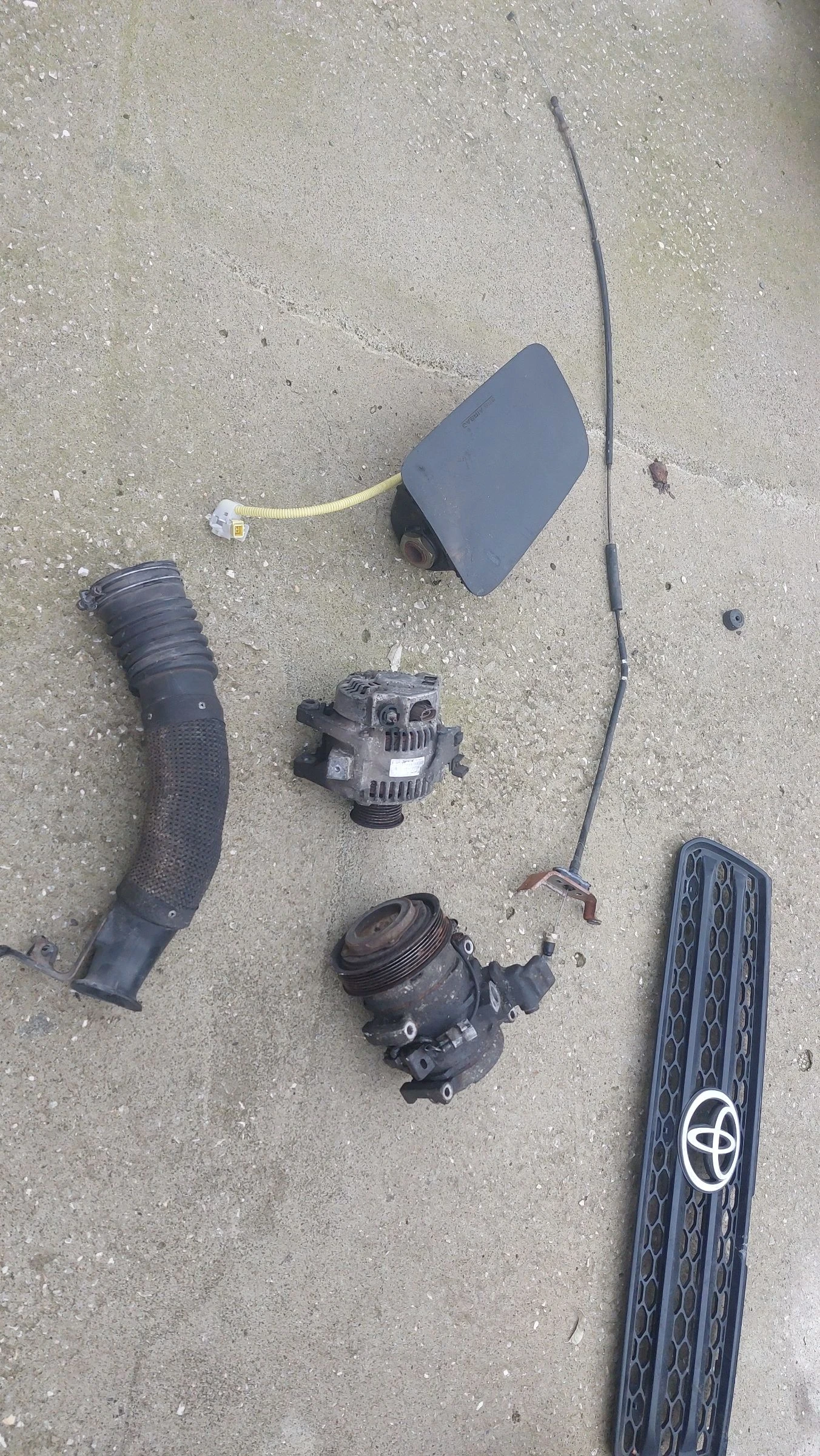 Toyota Rav4 2000 бензин 150 коня на части | Mobile.bg — изображение 12