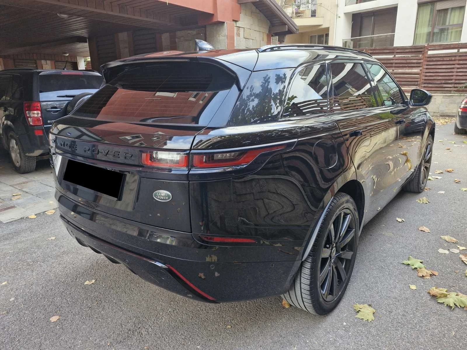 Land Rover Range Rover Velar 2.0D R-Dynamic - изображение 3