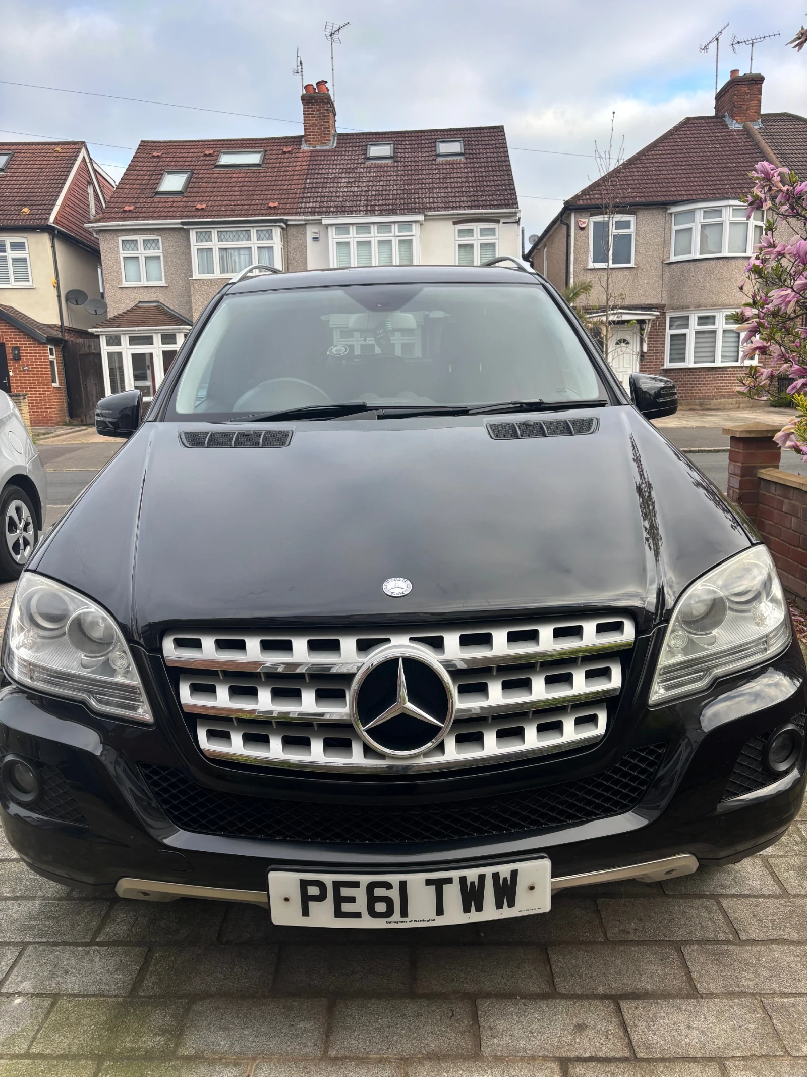 Mercedes-Benz ML 350 Десен волан - изображение 2