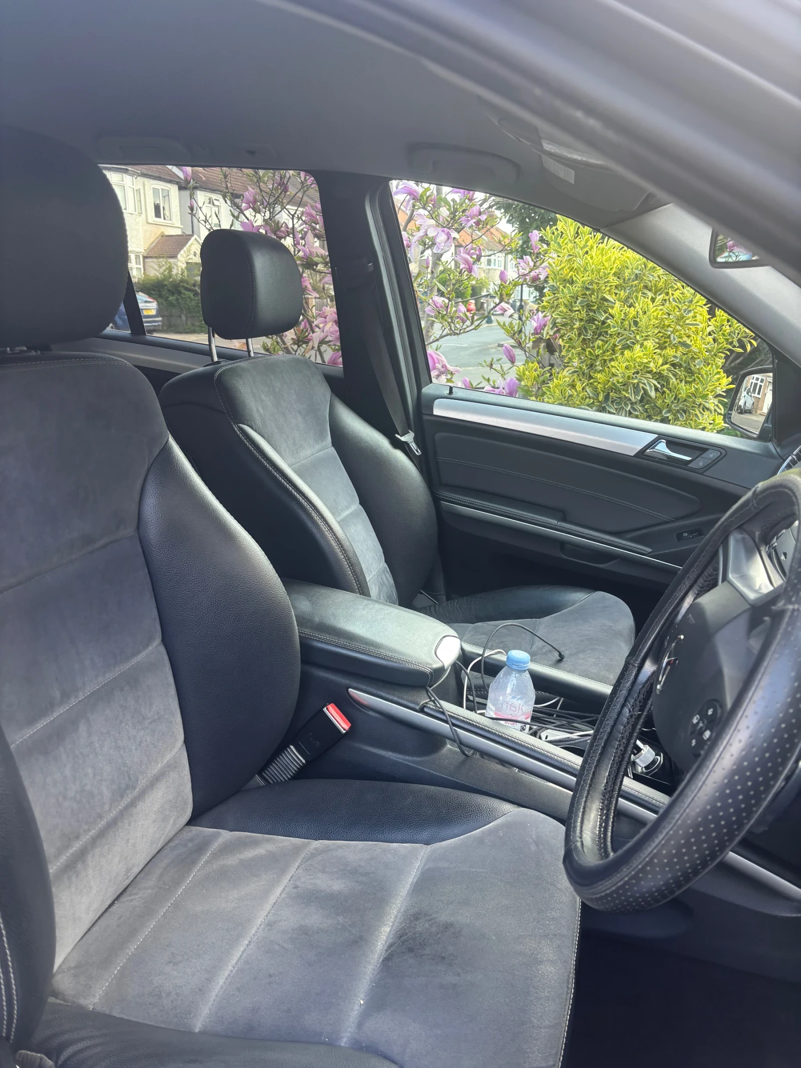 Mercedes-Benz ML 350 Десен волан - изображение 7