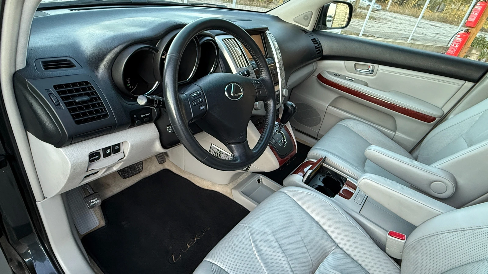 Lexus RX 350 RX350-276кс-ПРУЖИНИ-NAVI-КОЖА-ПОДГРЕВ-КСЕНОН-EURO4 | Mobile.bg — изображение 12